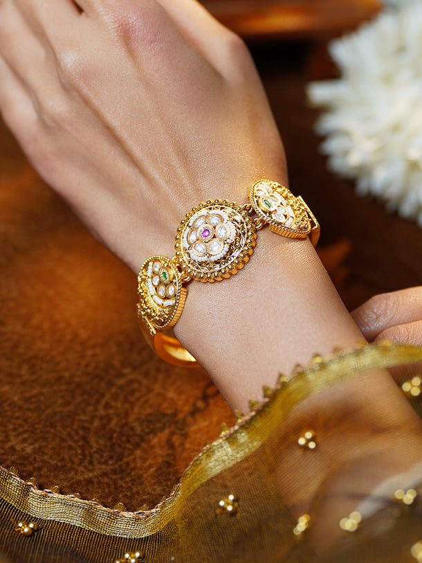 Gold Kundan Medallion Festive Bracelet