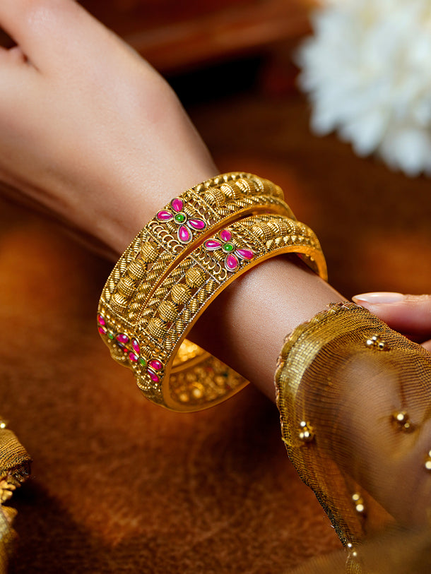 Set of 2 Gold Plated Textured Floral Traditional Bangles