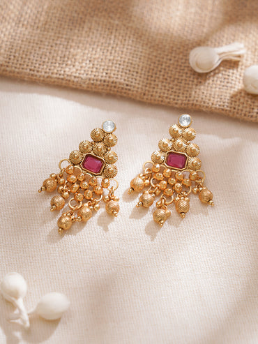 22K Gold Plated Ruby Red & White Kundan Studded Choker Jewellery Set with Golden Beads