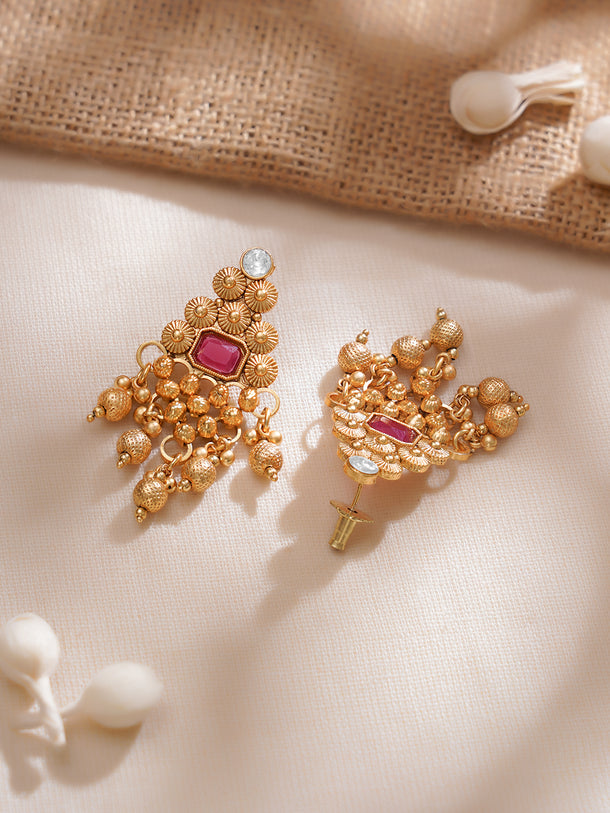 22K Gold Plated Ruby Red & White Kundan Studded Choker Jewellery Set with Golden Beads