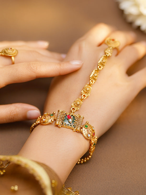 Gold Plated Emeral Centered Kundan Hathphool