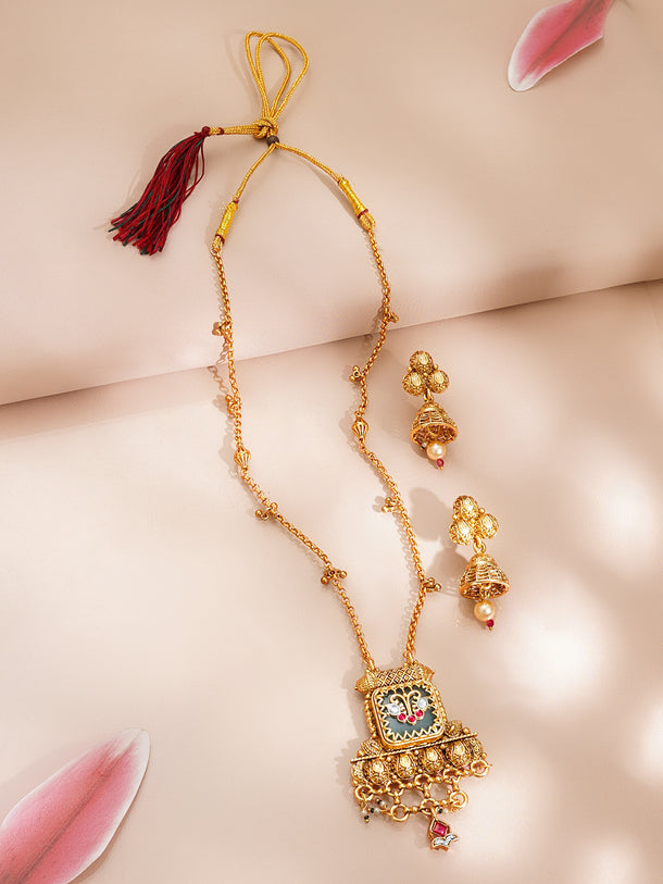 Gold Plated Kundan Pendant Necklace Set With Bead Work
