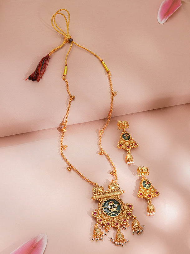 Gold Plated Elephant Motif Kundan Pendant Set