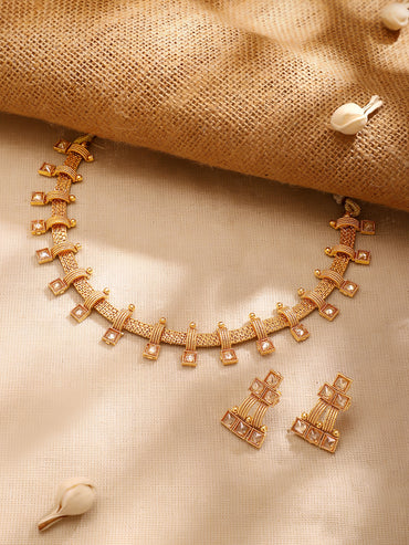 Gold Plated Grid Kundan Square Mesh Choker Set