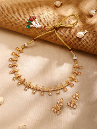 Gold Plated Grid Kundan Square Mesh Choker Set