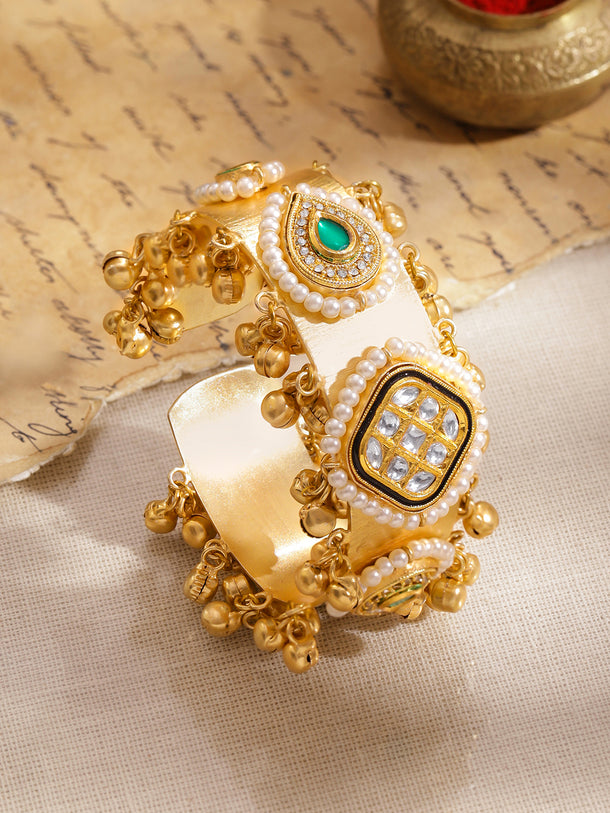 Pearl Embellished Gold Beaded Kundan Bracelet