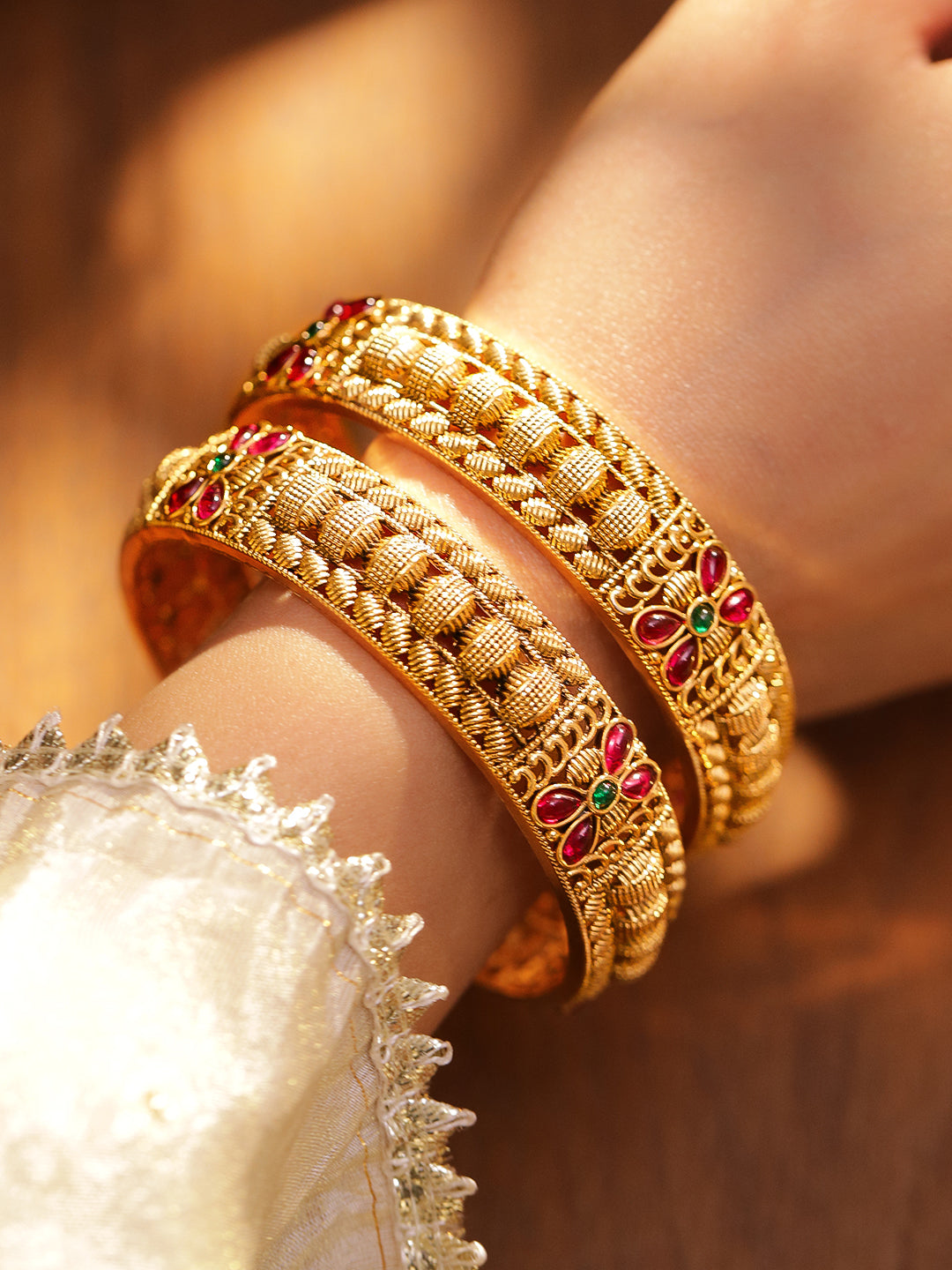 Beautiful Floral Motifs Bangles