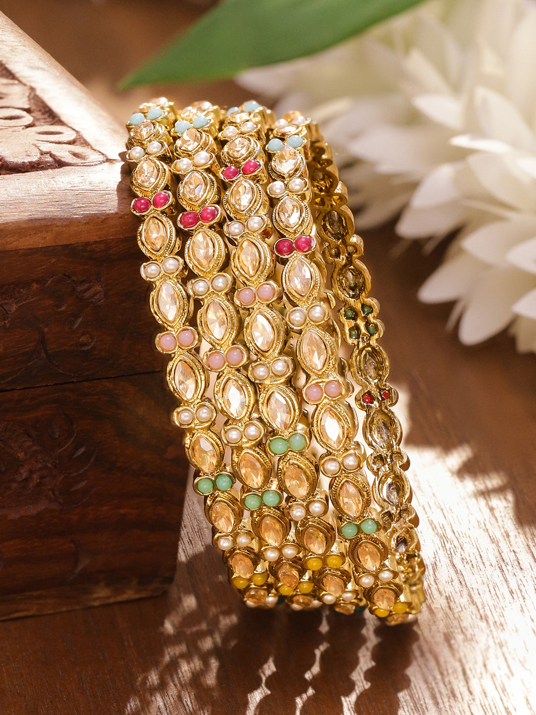 Rubans Women Set of 4 Gold-Plated Brass Kundan & Pearl Handcrafted Bangles Set