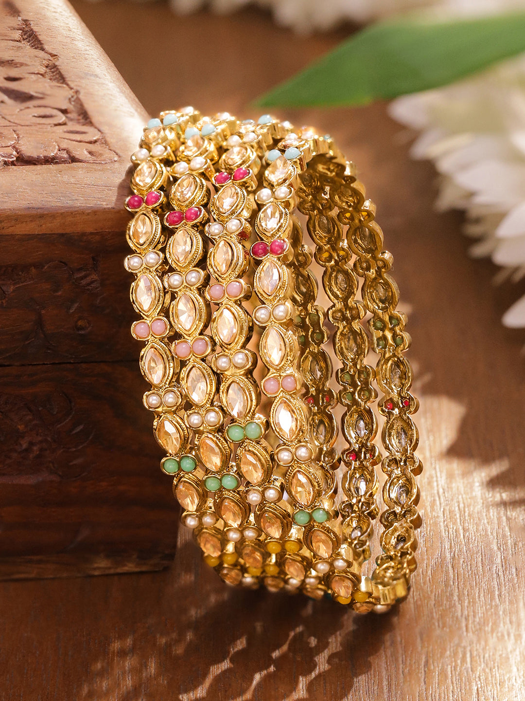 Rubans Women Set of 4 Gold-Plated Brass Kundan & Pearl Handcrafted Bangles Set