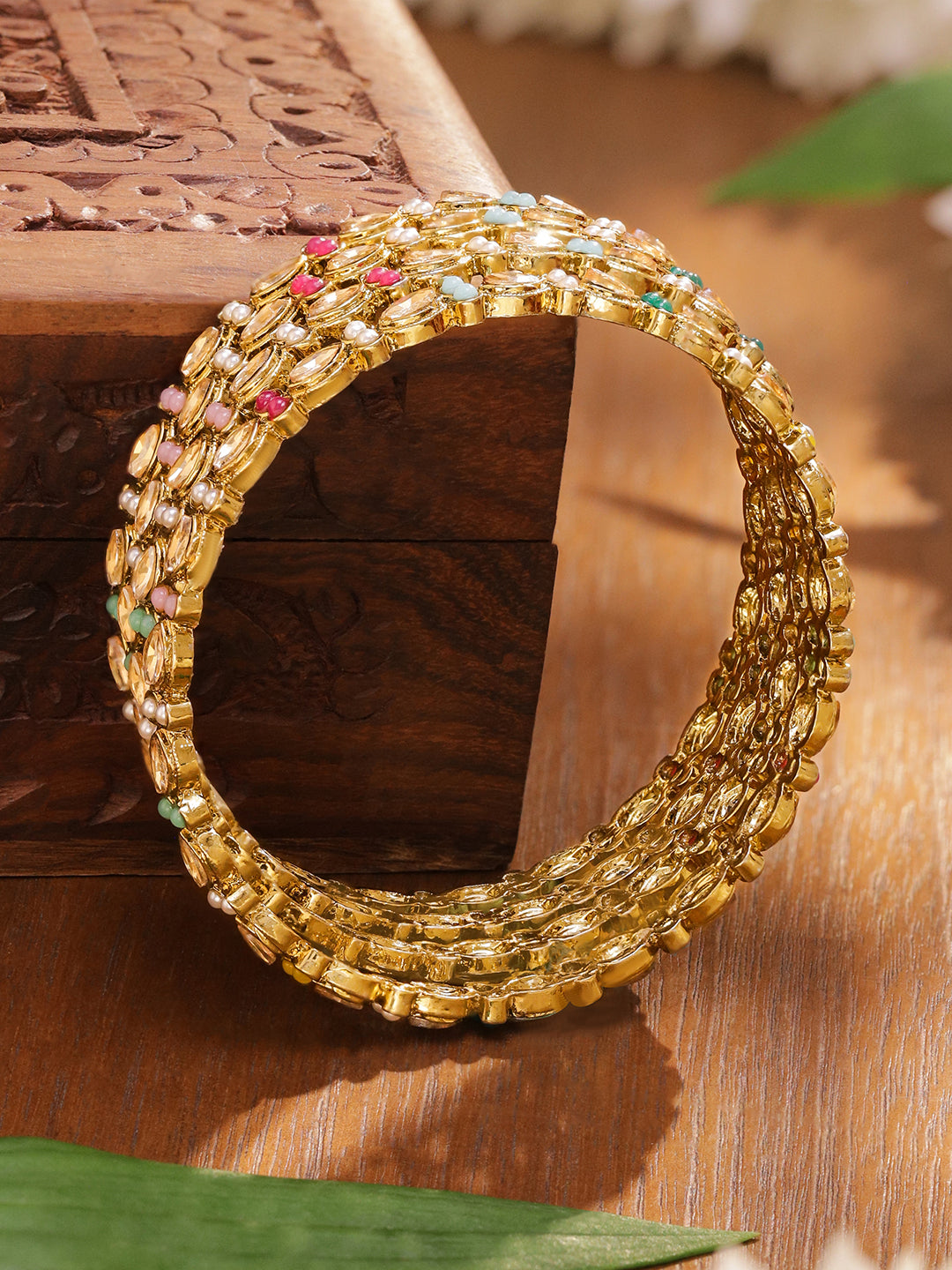 Rubans Women Set of 4 Gold-Plated Brass Kundan & Pearl Handcrafted Bangles Set