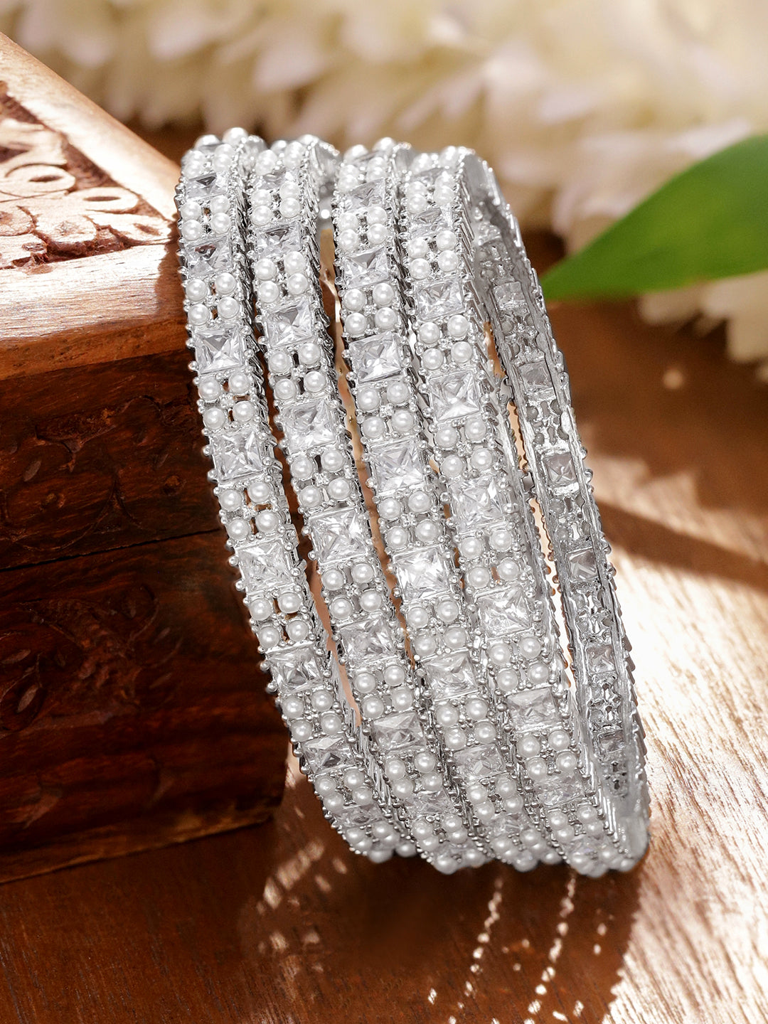 Rubans Set Of 4 Rhodium Plated Cubic Zirconia Studded Bangle