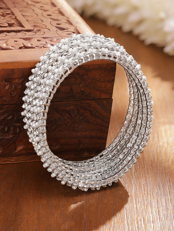 Rubans set of 4 Rhodium-Plated White Pearl & Cubic Zirconia Studded Bangles