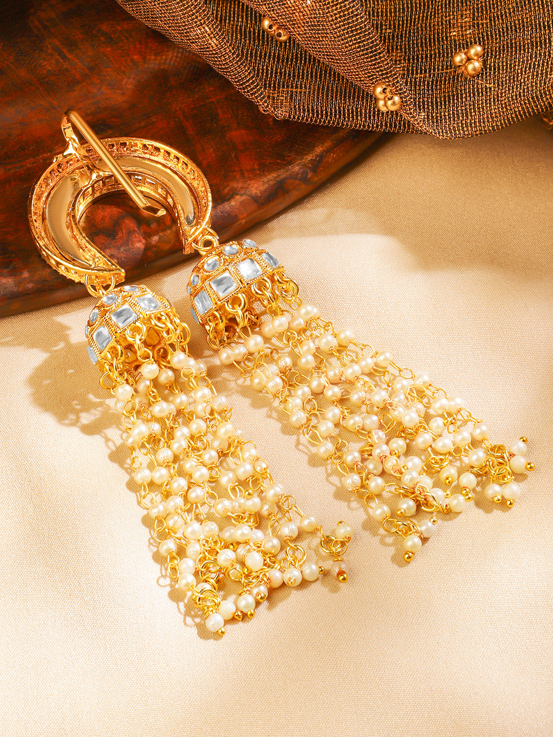 Kundan Pearl Shimmering Hair Brooch