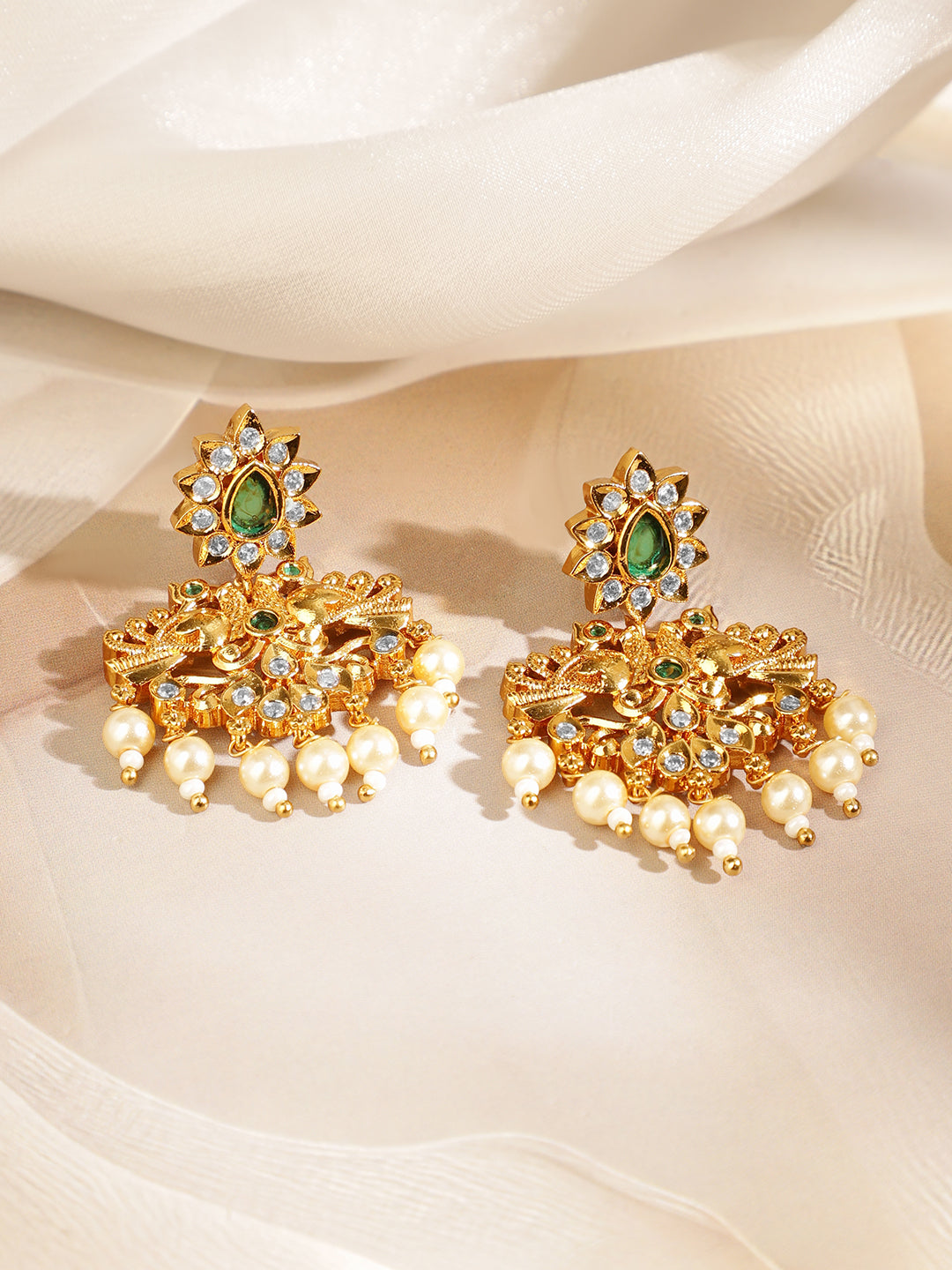 Captivating Green Choker Set