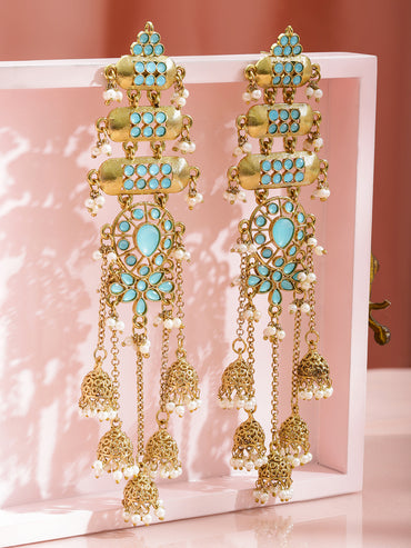 A Symphony of Kundan Jhumka