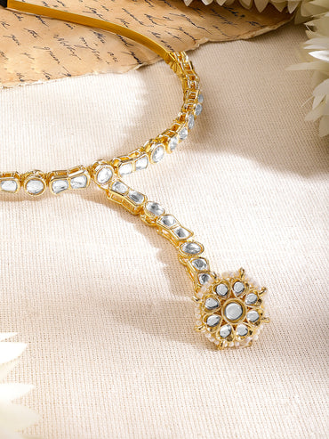 White Blossom of Elegance Mathapatti