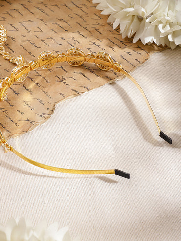 Moonlit Kundan Mathapatti