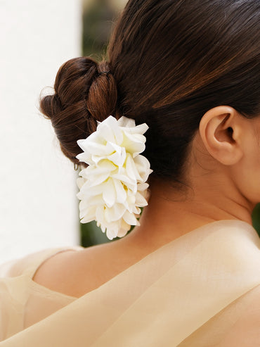 White Blossom Festive Hair Accessory