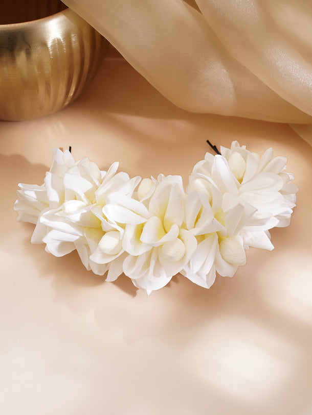 White Blossom Festive Hair Accessory
