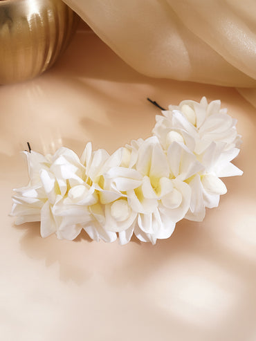 White Blossom Festive Hair Accessory