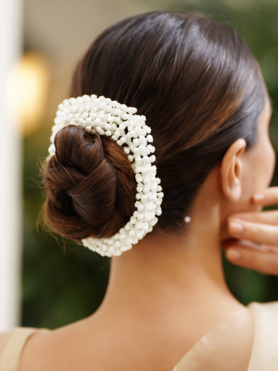 White Bead Cluster Hair Bun Accessory – Rubans