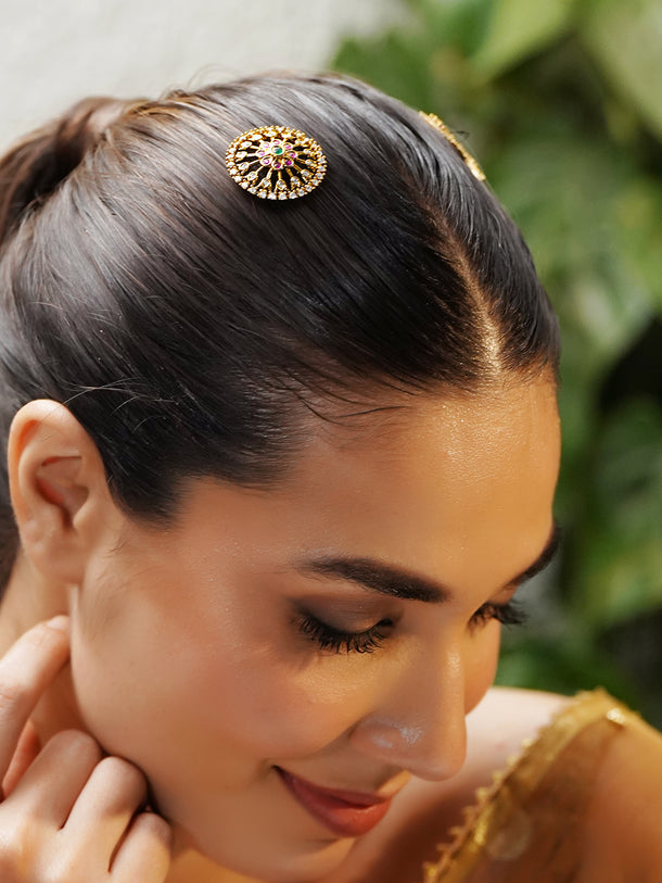 Crescent And Floral Kundan Hair Accessories Set