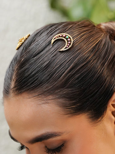 Crescent And Floral Kundan Hair Accessories Set