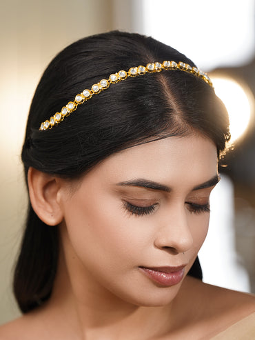 White Studded Gold Toned Kundan Mathapatti