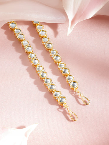 White Studded Gold Toned Kundan Mathapatti