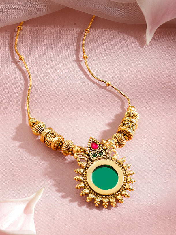 Minimal Charm Green & Pink Golden Necklace