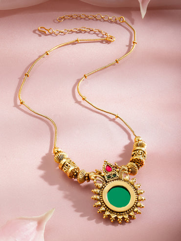Minimal Charm Green & Pink Golden Necklace