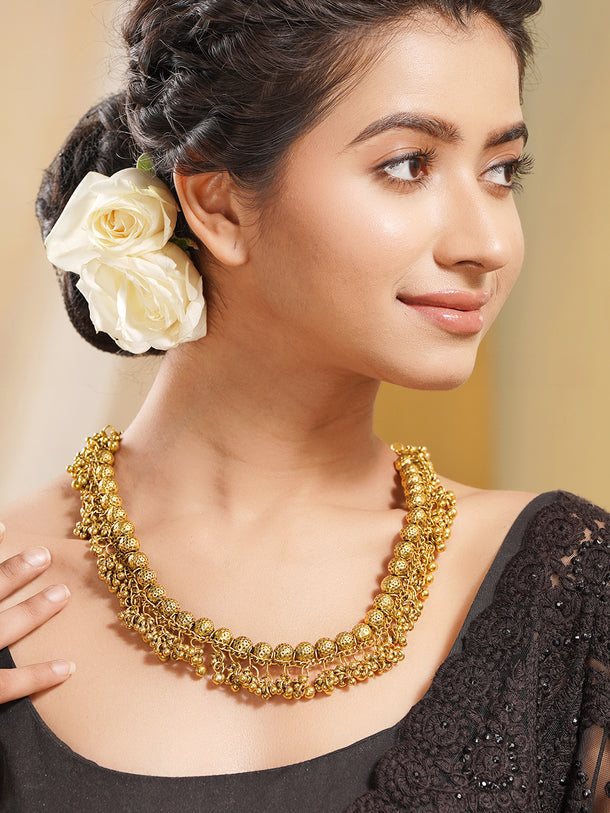 Traditional Gold Cluster Necklace Set