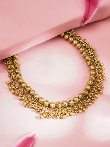 Traditional Gold Cluster Necklace Set