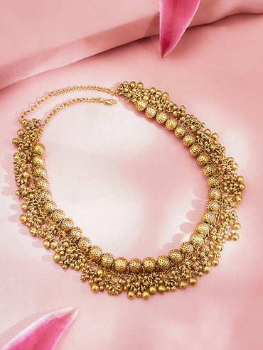 Traditional Gold Cluster Necklace Set