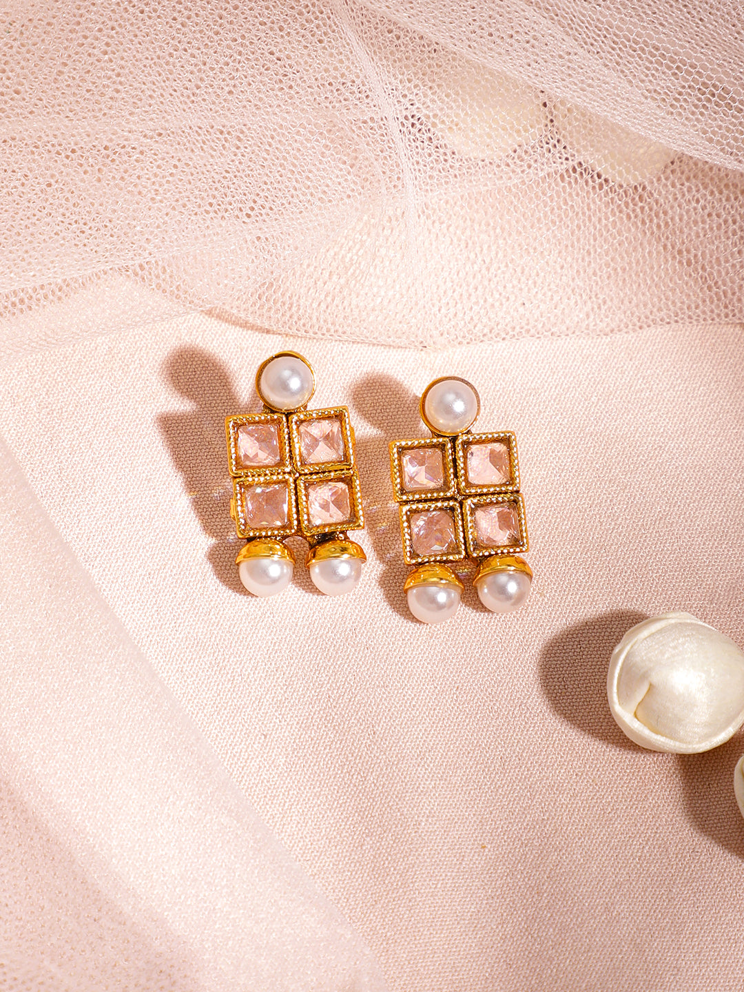 Kundan Necklace Set with Pearls