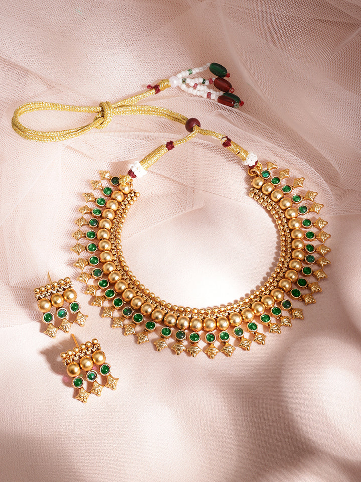 Gleaming Red Green Necklace Set