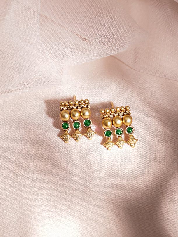 Gleaming Red Green Necklace Set