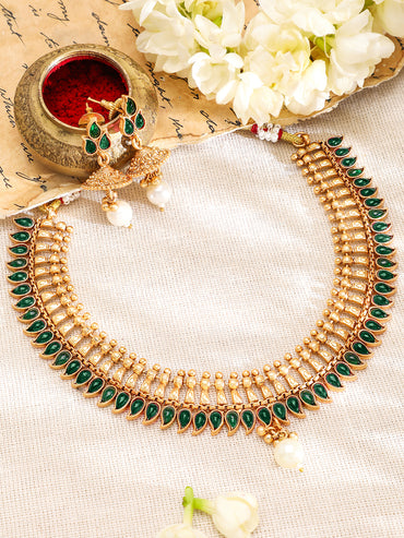 Elegant Green Necklace Set