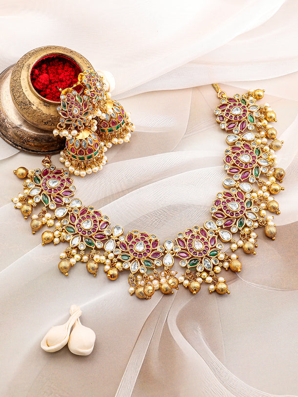 Red & Green Floral Design Studded Necklace Set