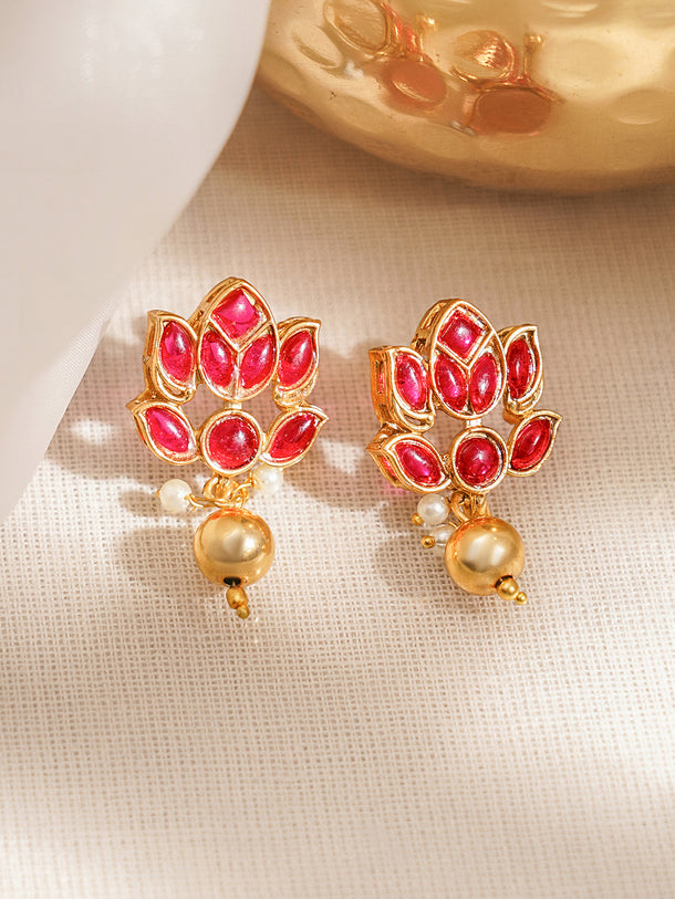 Floral Theme Red Pendant Necklace Set