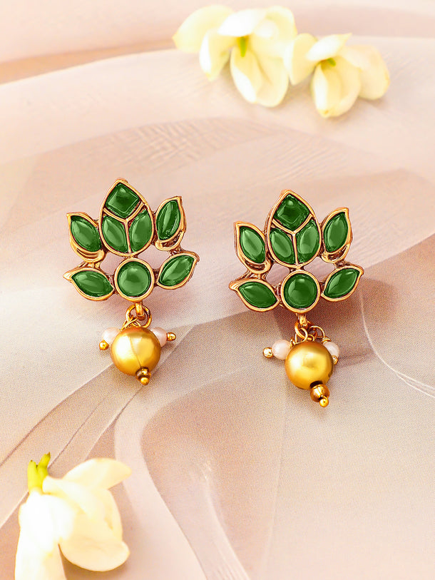 Fashion Statement Green Pendant Set