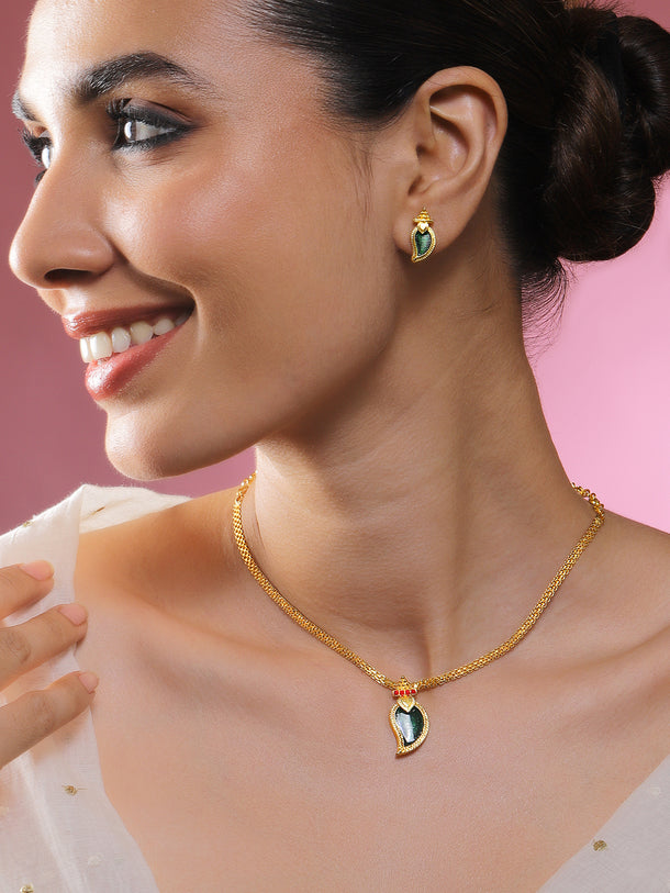 Emerald Green Leaf Pendant Necklace Set