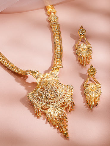 Floral Design Golden Necklace Set
