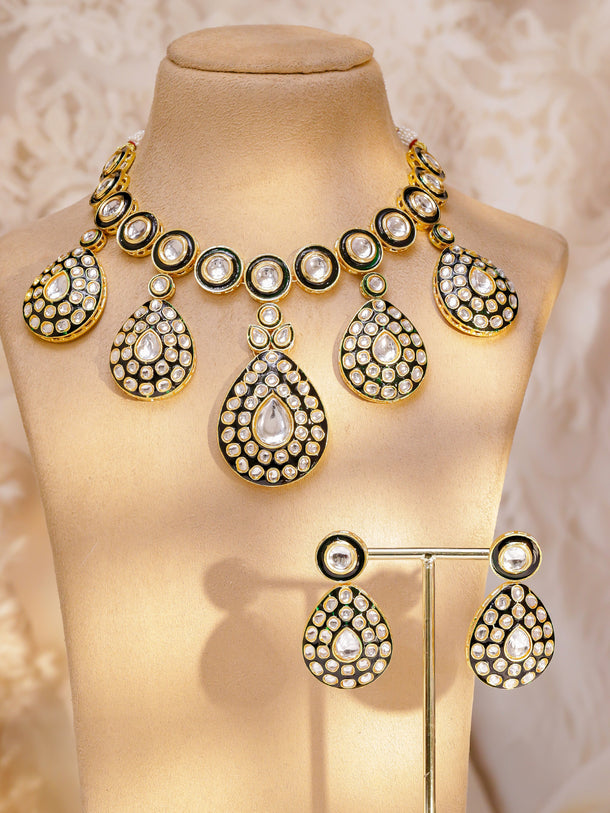 Gallery of Glimmers Kundan Necklace Set