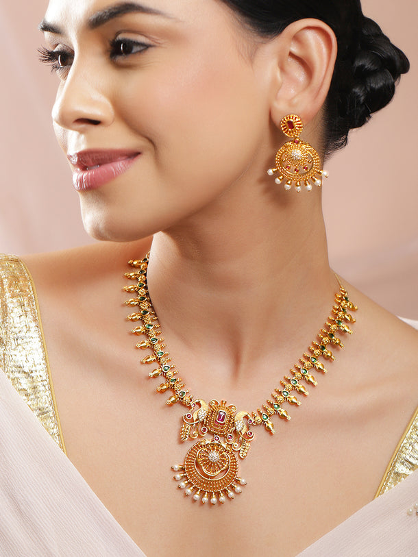 Green & Pink Studded Gold Necklace Set