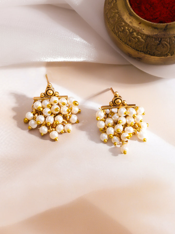 Pearl Lustre Golden Necklace Set