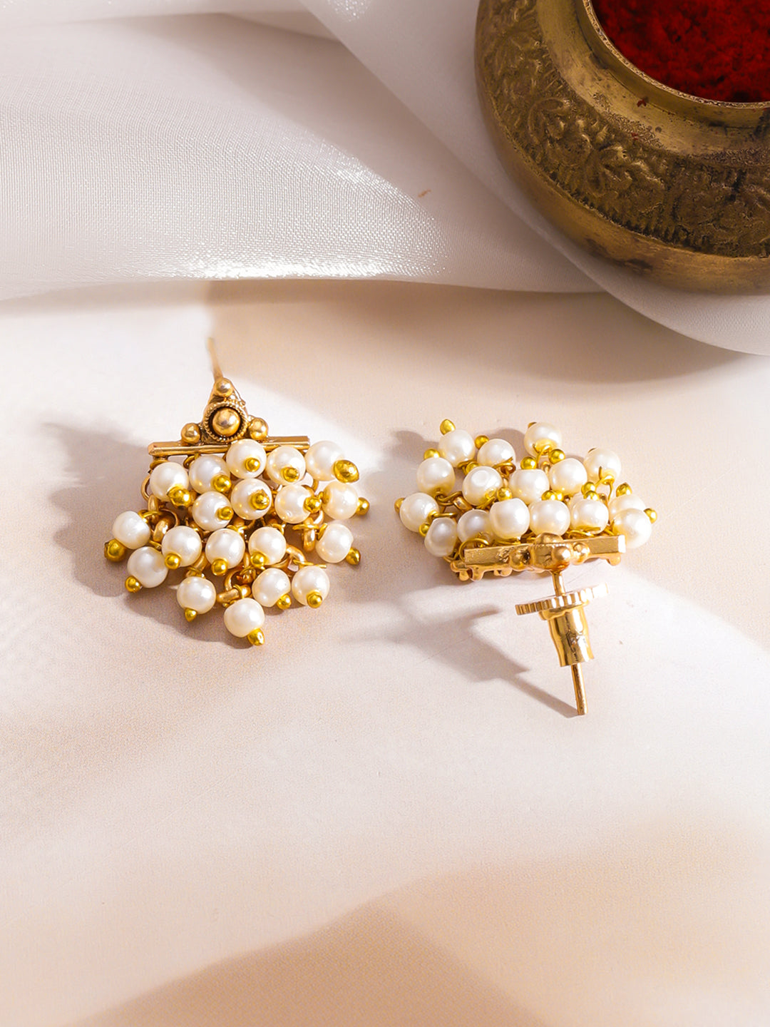 Pearl Lustre Golden Necklace Set