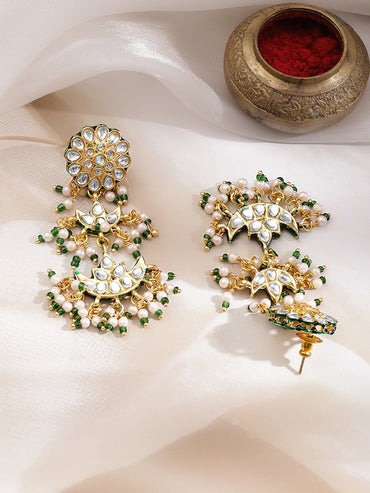 Graceful Kundan Pearl Green Necklace Set