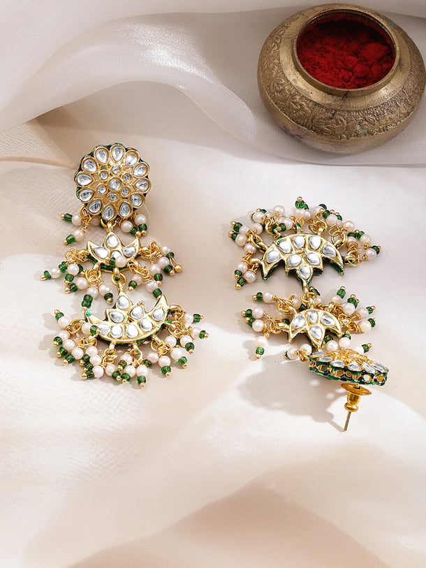 Graceful Kundan Pearl Green Necklace Set