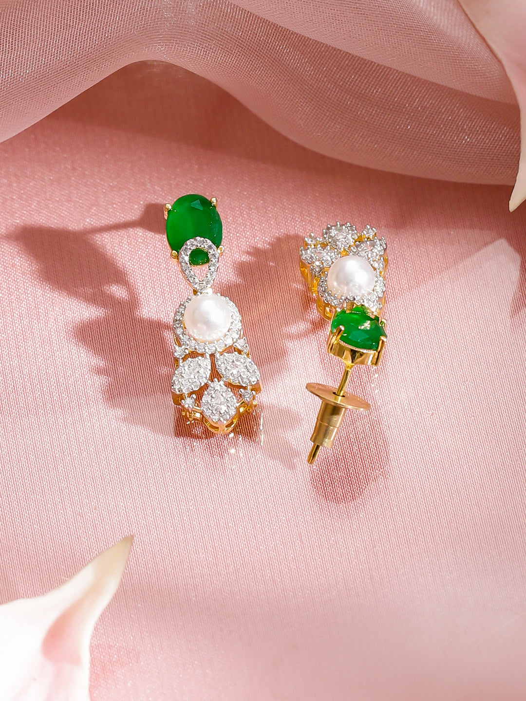 Festive Glow Green White Necklace Set